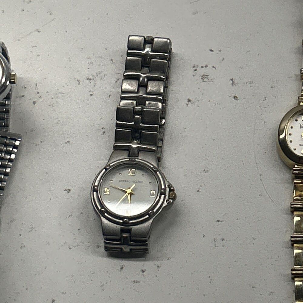 Bundle Of 21 Untested Watches - Mix Of Vintage And Smart Watches - Picture 11 of 16